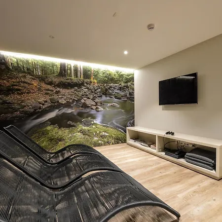 Luxurious With Sauna In B Tgenbach *